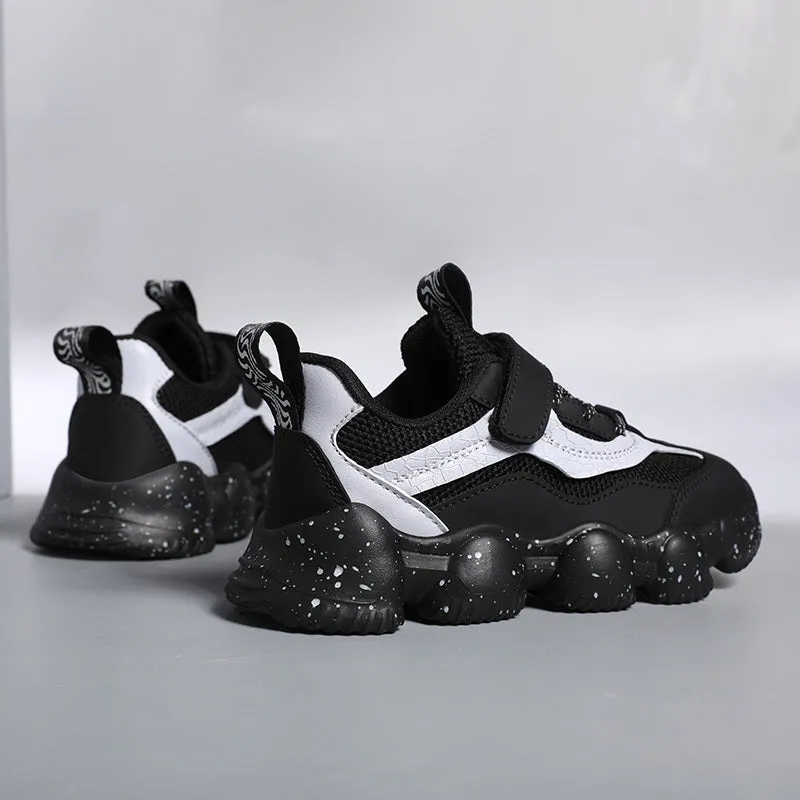 Boys' Fashionable Black and White Non-Slip Running Shoes