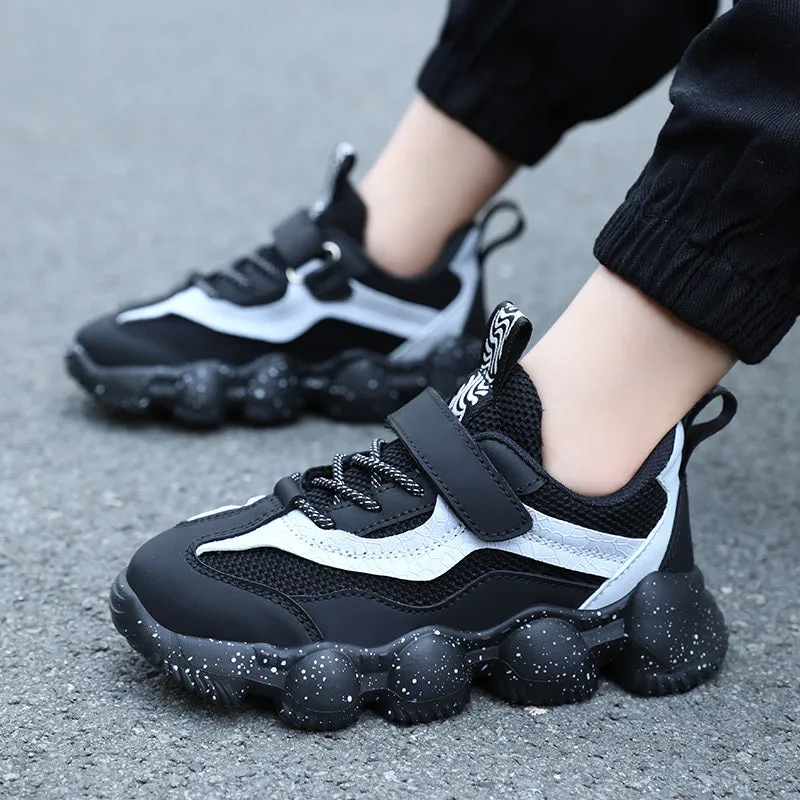 Boys' Fashionable Black and White Non-Slip Running Shoes