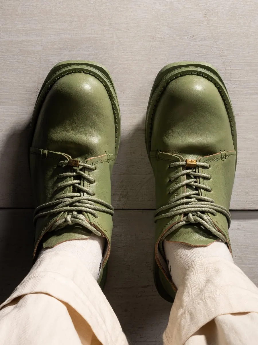 Casual breathable men's shoes square toe commuter leather shoes
