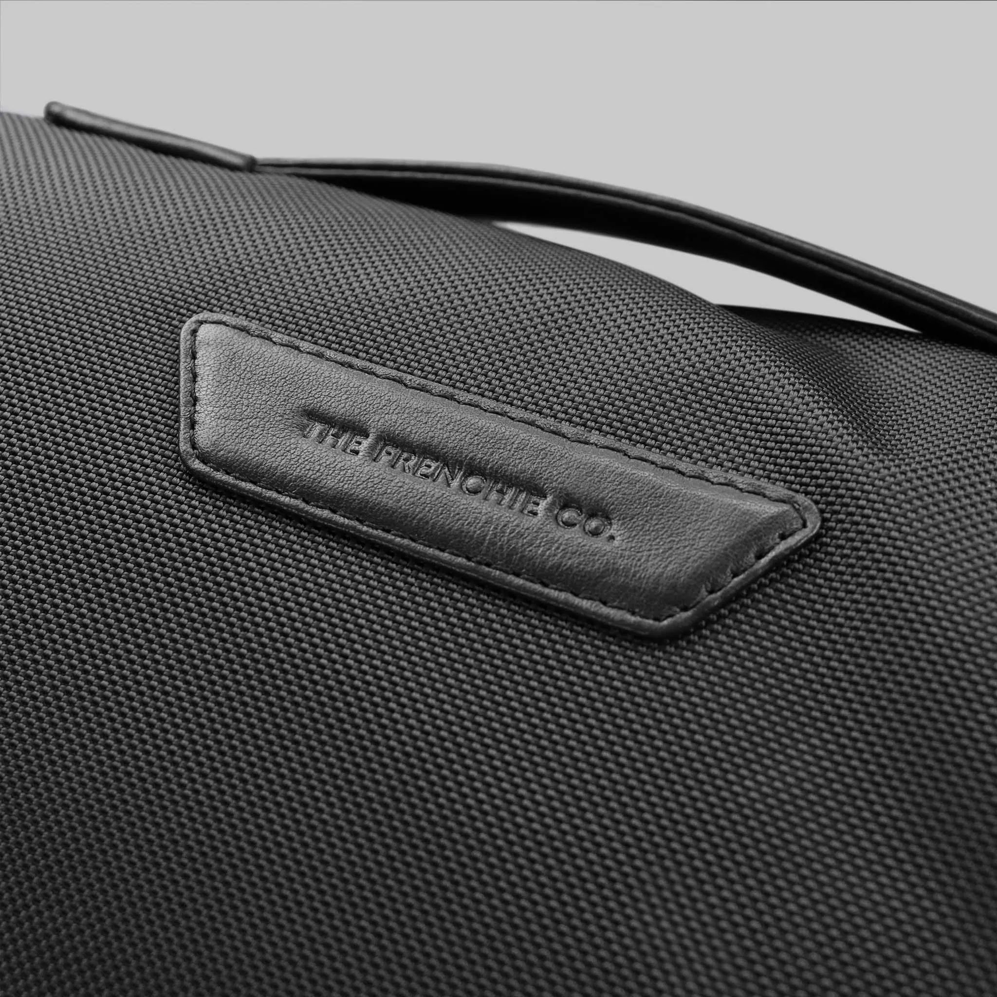 CLOSET BAG