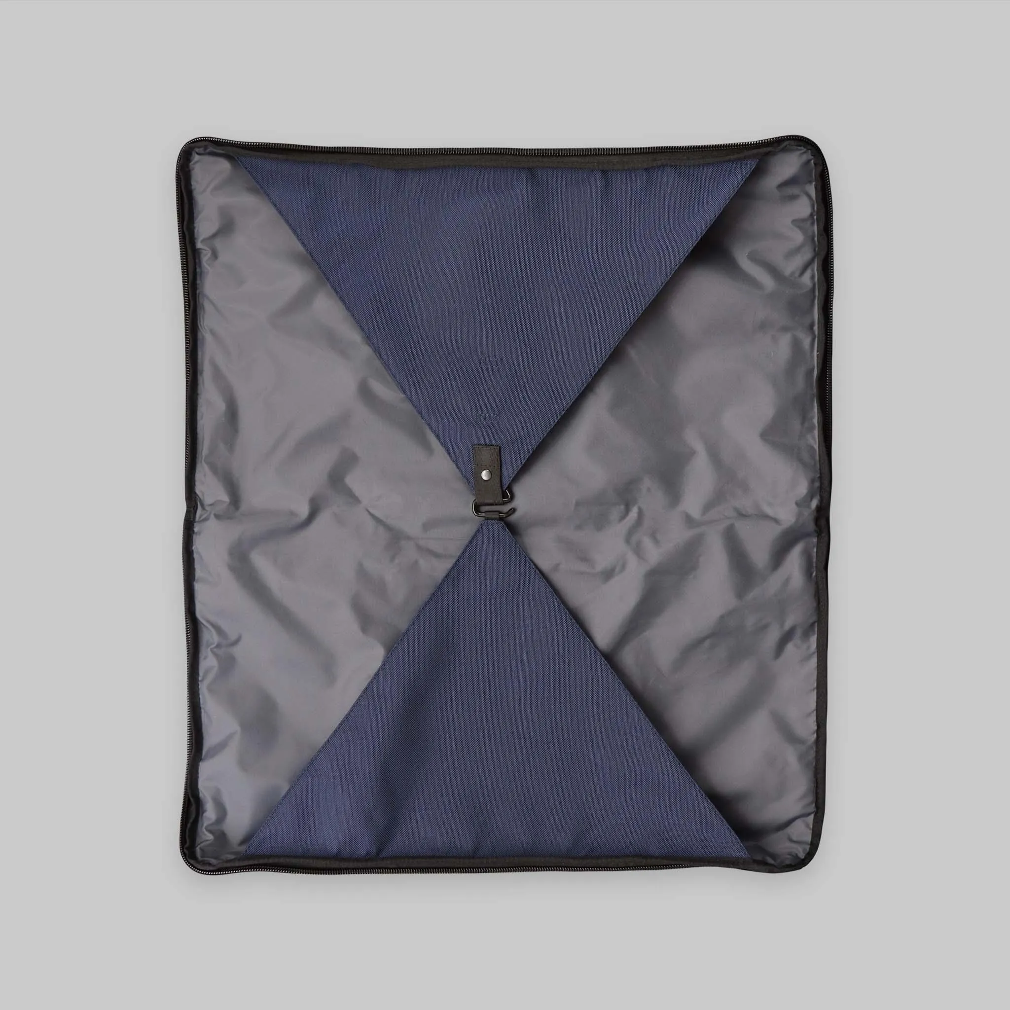 CLOSET BAG