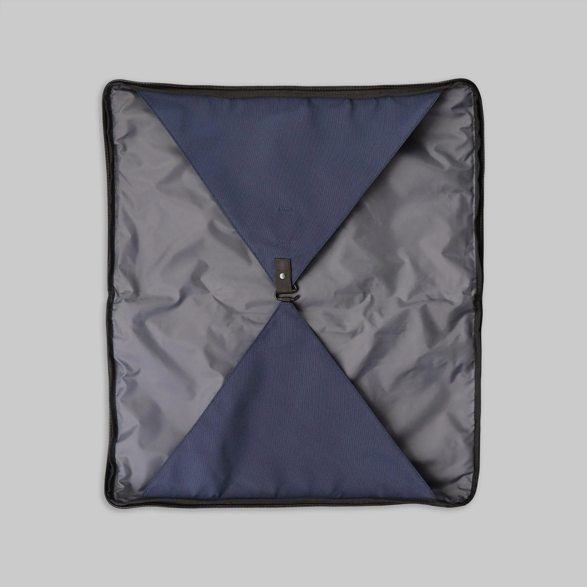 CLOSET BAG