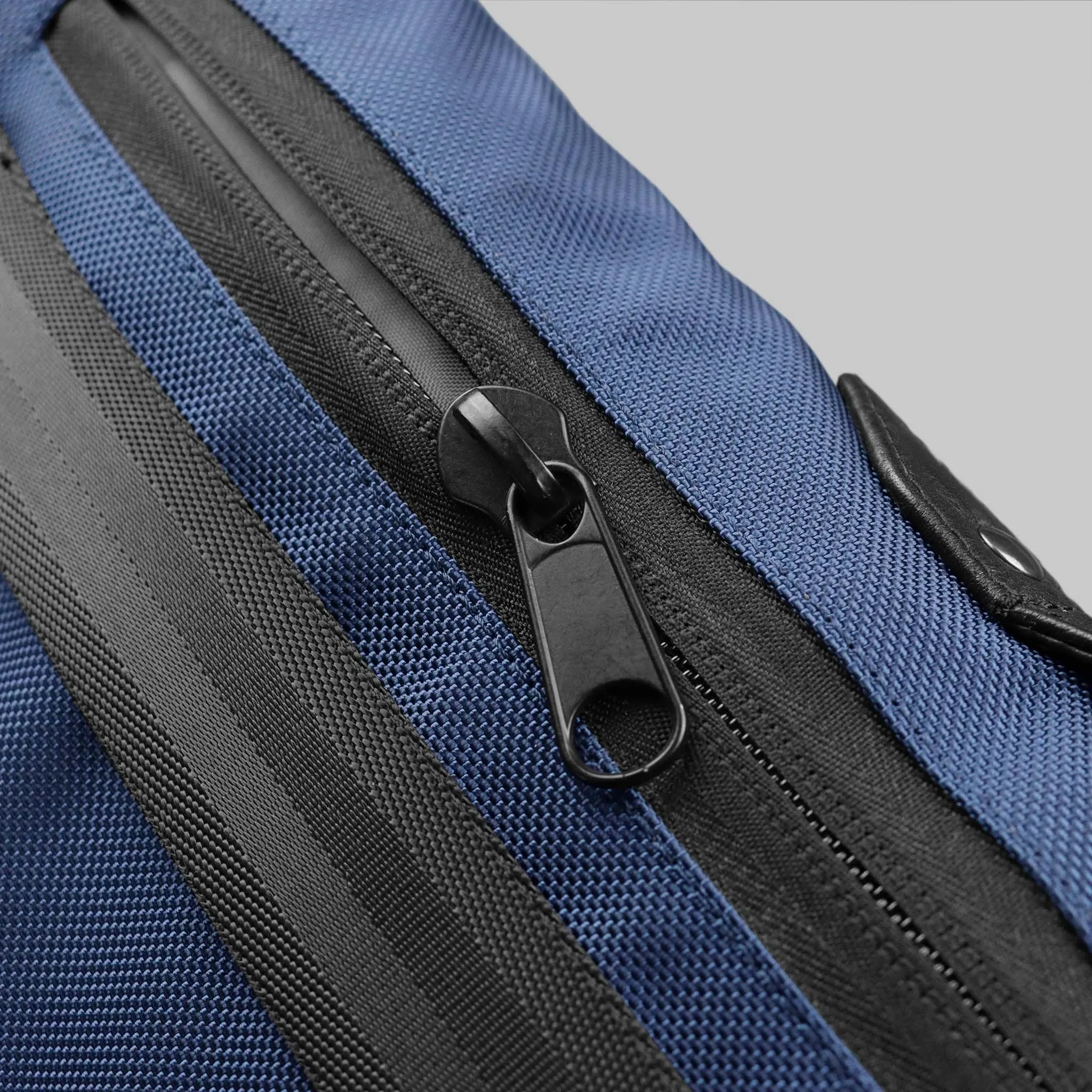 CLOSET BAG
