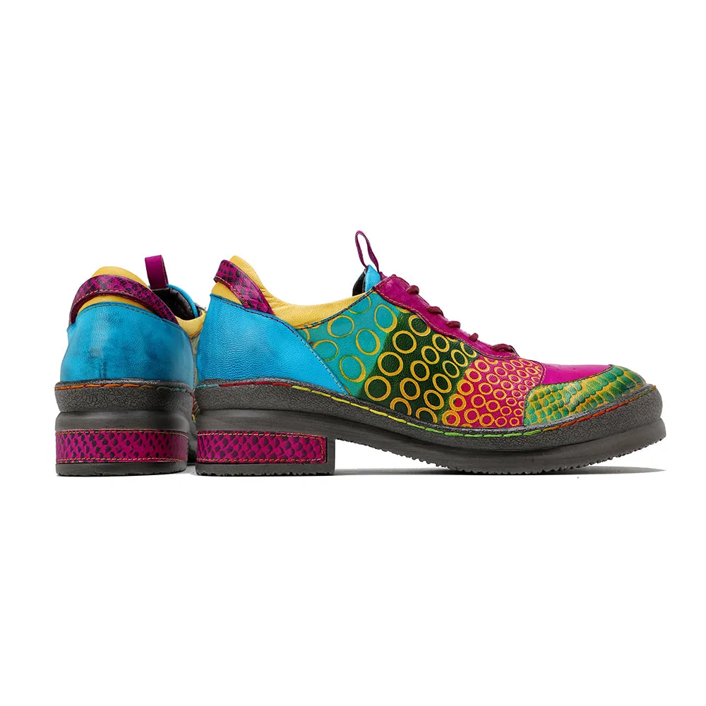 CrazycatZ Women's Leather Oxford Shoes Perforated Lace-up Wingtip Multicolor Leather Oxfords Vintage Oxford Shoes…