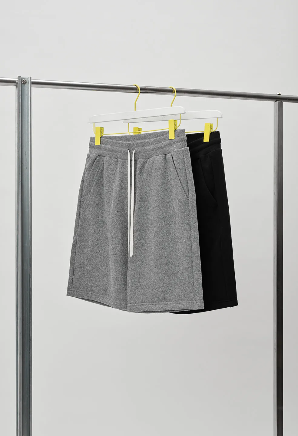 Crimson Shorts / Black