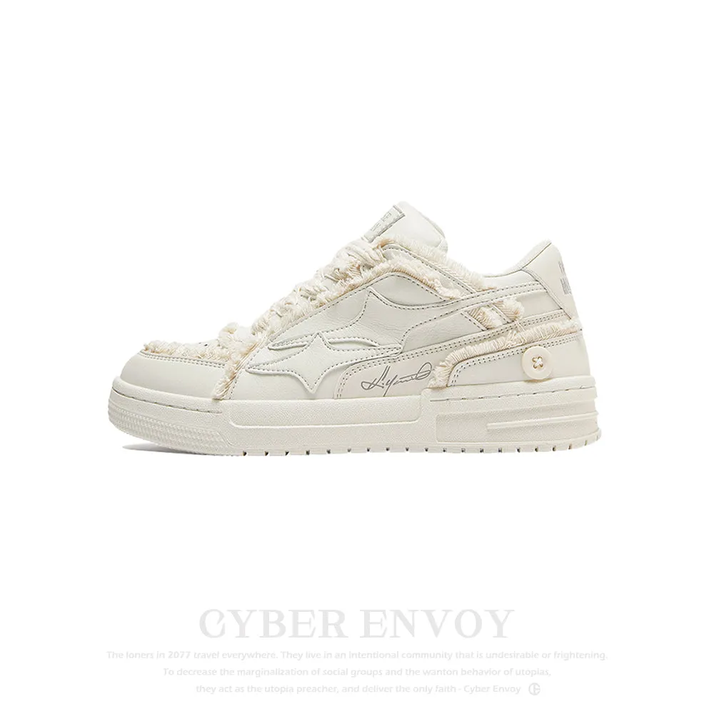 Cyber Envoy | Preppy Versatile Solid Color Sneaker