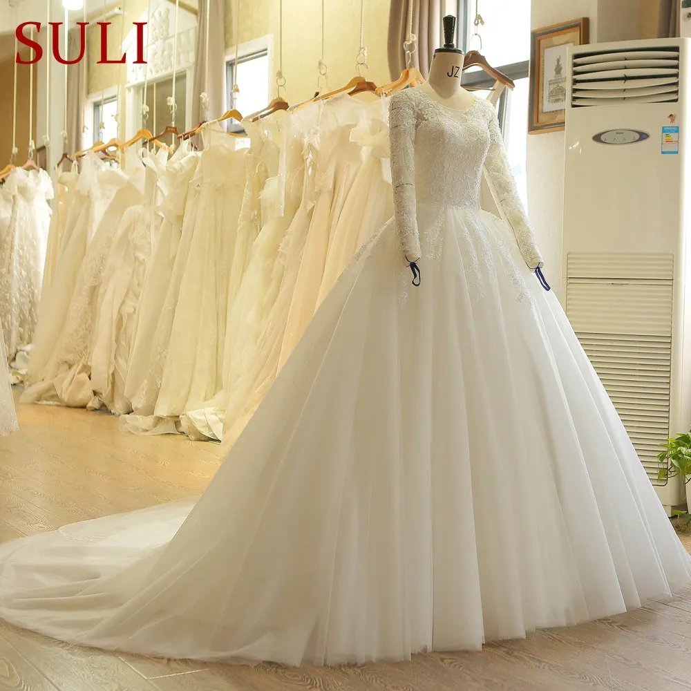 Lace Vintage Pearls Long Sleeve Wedding Dress