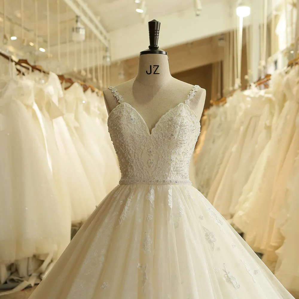 Lace Vintage Pearls Sweetheart Wedding Dress