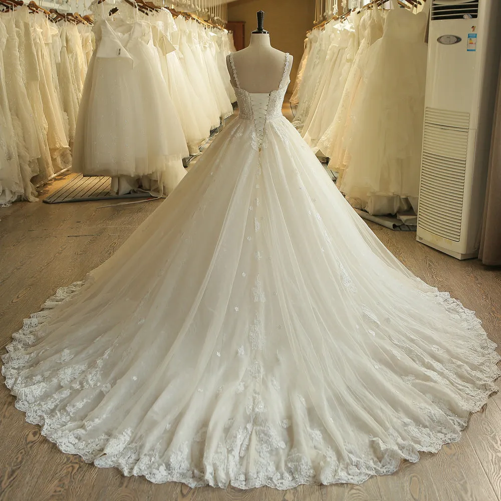 Lace Vintage Pearls Sweetheart Wedding Dress
