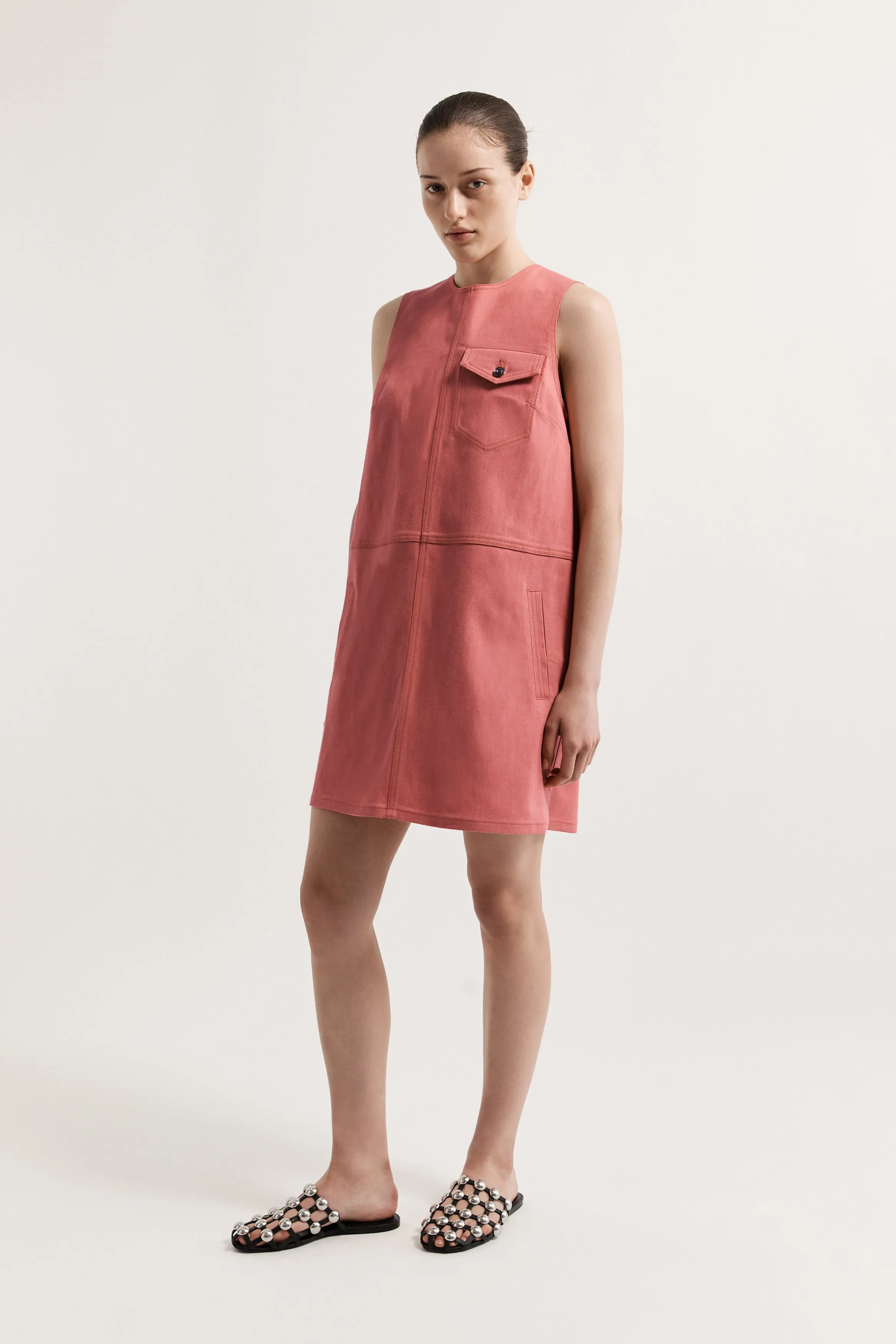 Leo Pinafore