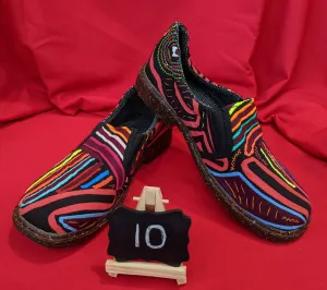 Moccasin Mola Shoes - Size 10 - Wyna