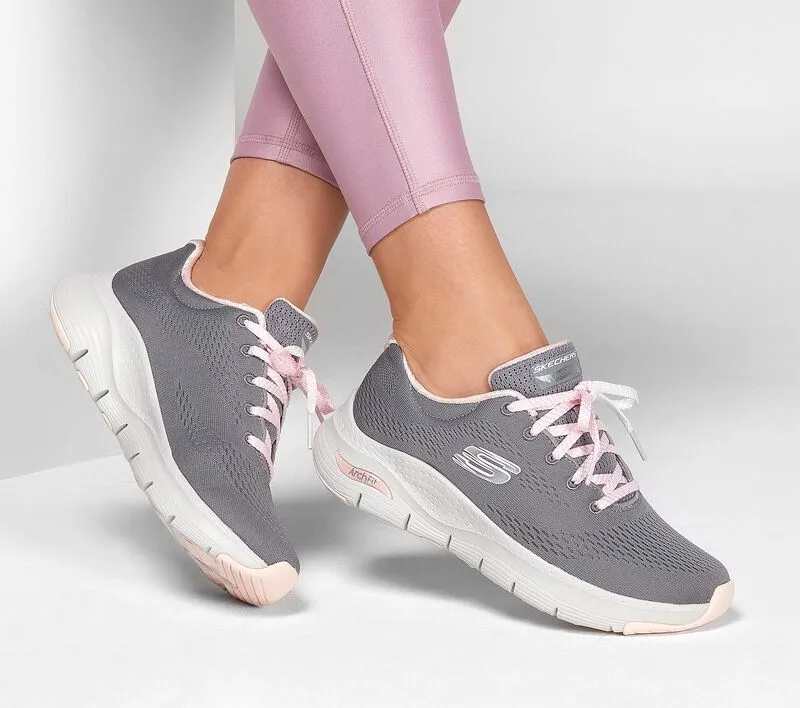 SPORT ARCH FIT SHOES