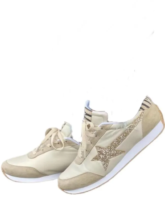 Vintage Sneaker by Very G