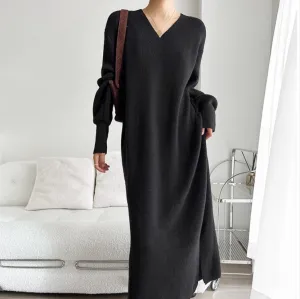 XIEYINSHE 2025Autumn and winter large size lazy wind v-neck long inner sweater skirt autumn and winter women's thickened loose bottoming knitted dress